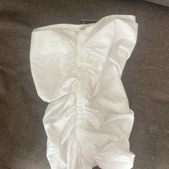 WHITE MALIBU SKIRT!!! - Picture 2 of 4